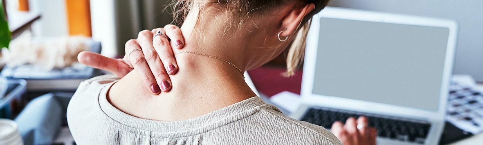 5 movimientos para aliviar el dolor de cuello